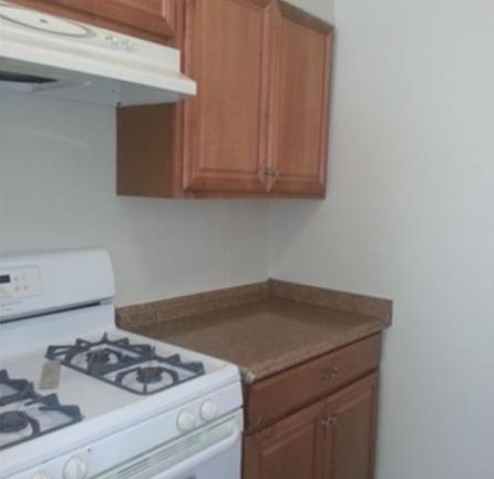 3rd image of 7024 University Dr