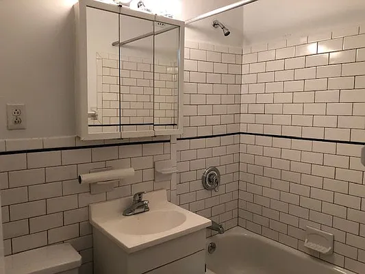 Rented by Cohen Smith Chang LLC | media 9