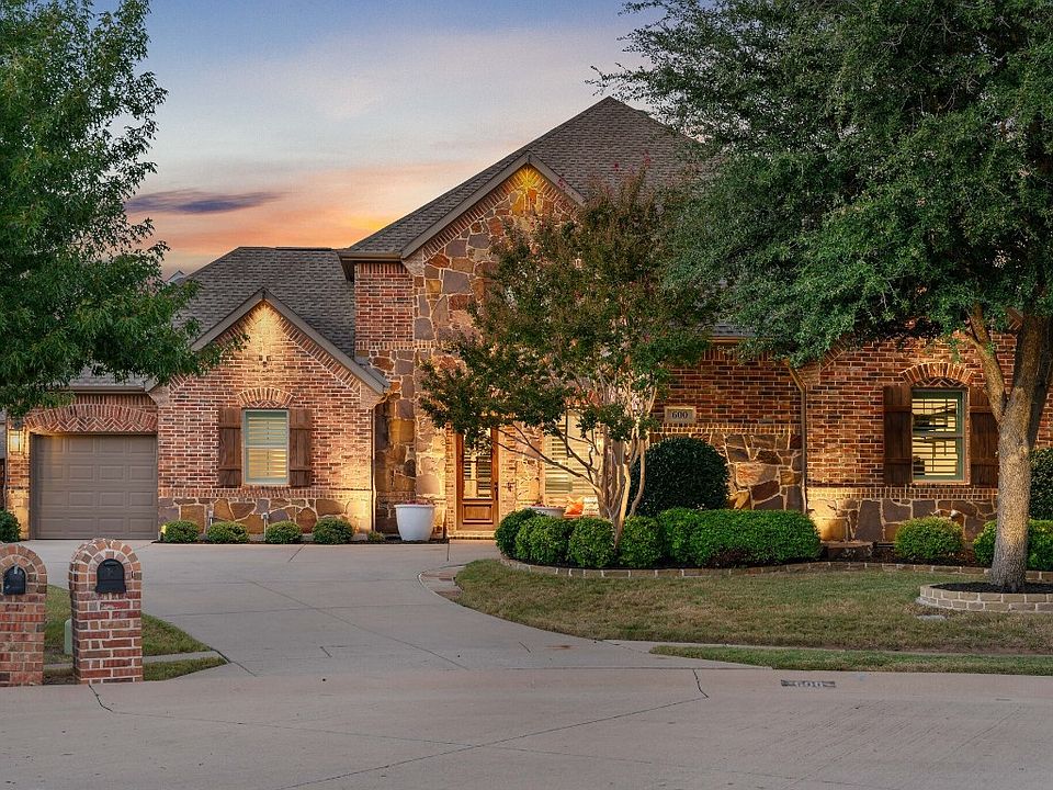 1st image of 600 Moss Cliff Cir