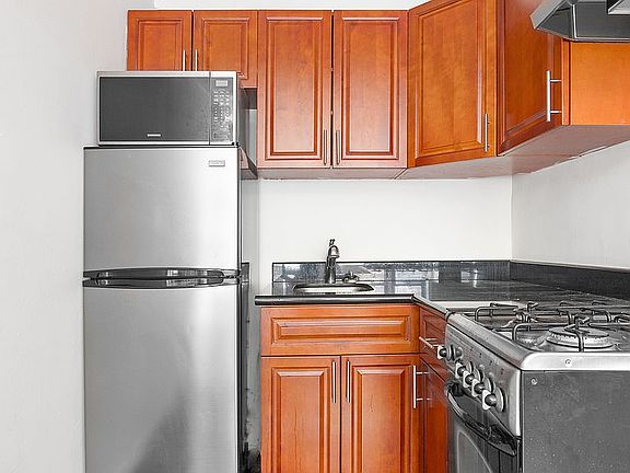 3rd image of 107 Saint Marks Pl #2L
