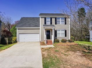203 Hampton Ridge Dr, Greer, SC 29651