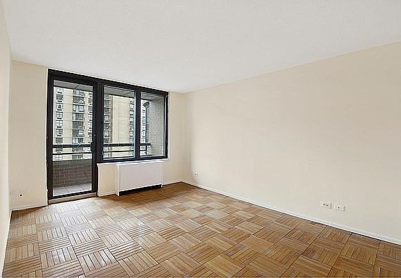 5th image of 330 E 38th St APT 27F