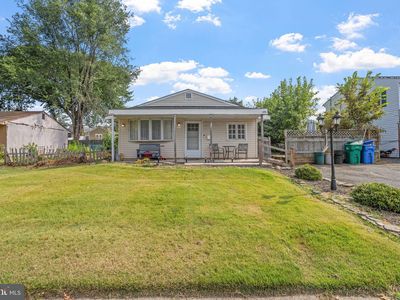 12 Marigold Cir, Levittown, PA, 19054