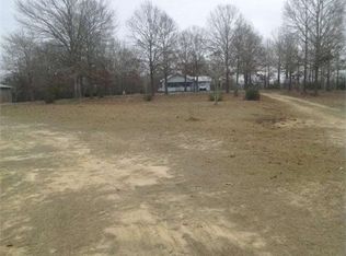 200 Abner Bryant Rd, Moselle, MS 39459