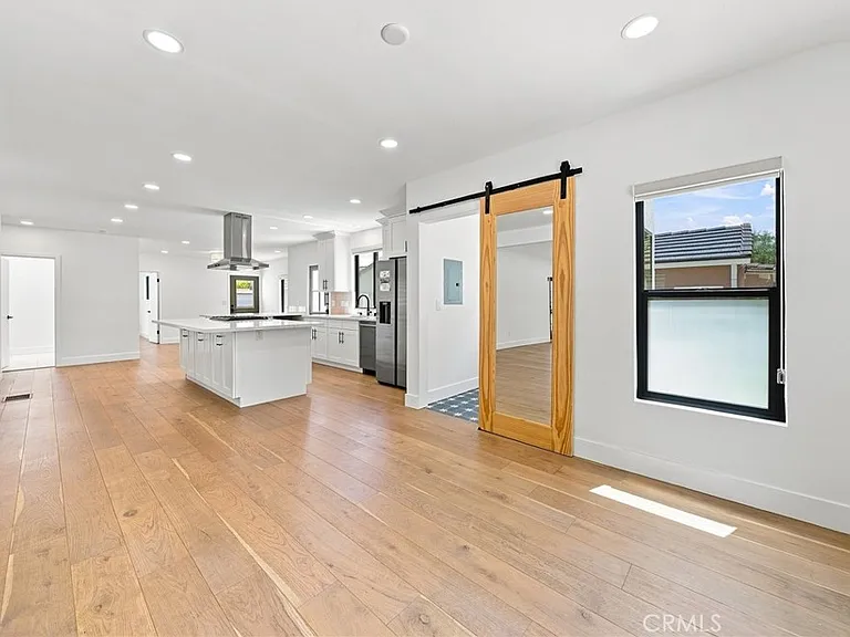 1338 Bruce Ave — Photo 11