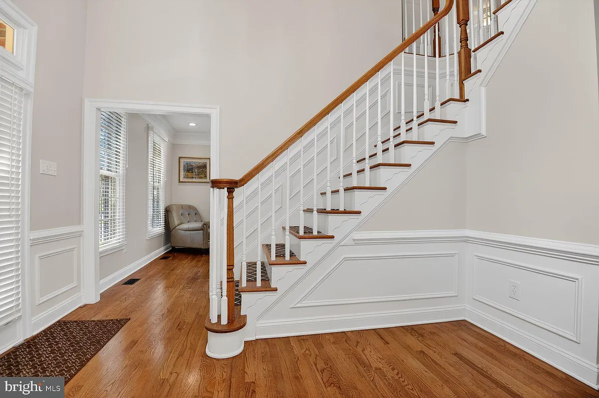 Building Photo - 9908 Bald Cypress Dr