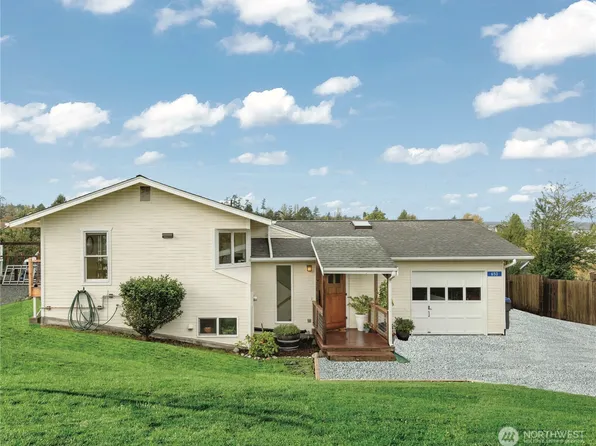 650 NE Otis Street, Coupeville, WA 98239