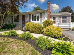 29 Beagle Club Rd, Attleboro, MA 02703