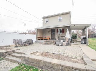 43 Whitehall St, Cohoes, NY 12047