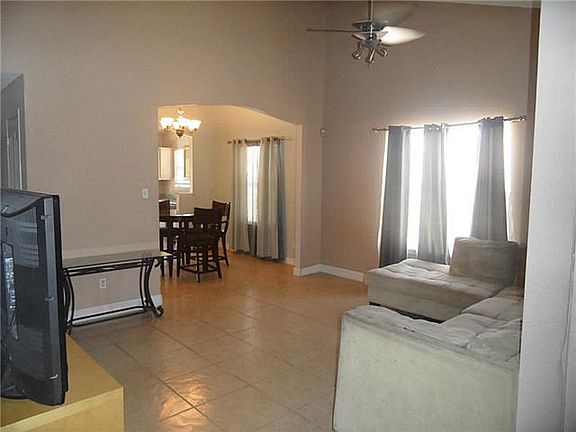 4th image of 11029 Thatcher Pond Ln