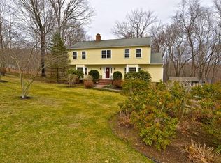 30 John Beach Rd, Newtown, CT 06470