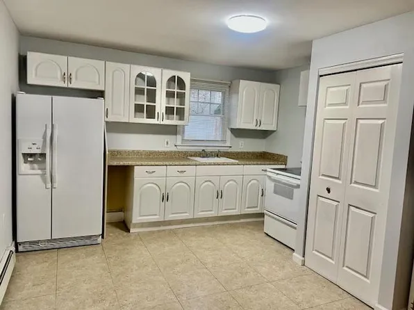 (undisclosed Address), Ronkonkoma, NY 11779