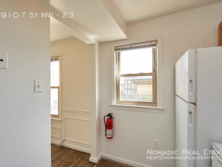 1910 T St NW #23 — Photo 7