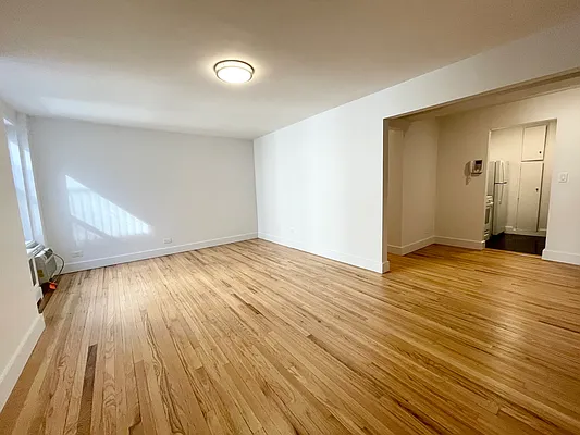 Rented by Oxford Property Group | media 20