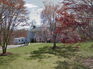 22 Wycliffe Ter, Seymour, CT 06483