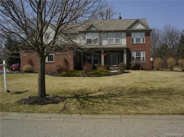 7438 Wisteria Way, Brighton, MI 48116