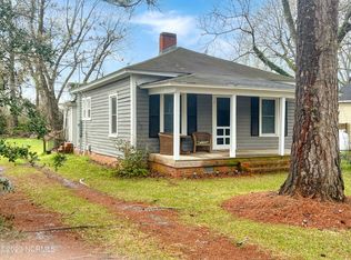 93 State Highway 33 W, Chocowinity, NC 27817