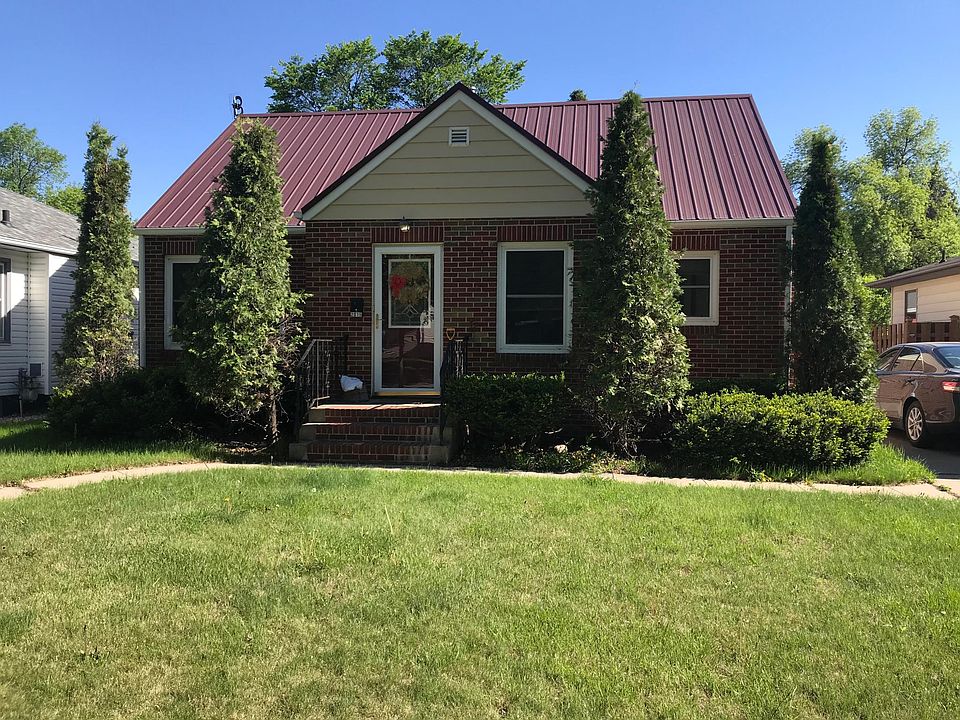 2015 2nd Ave N, Grand Forks, ND 58203 Zillow