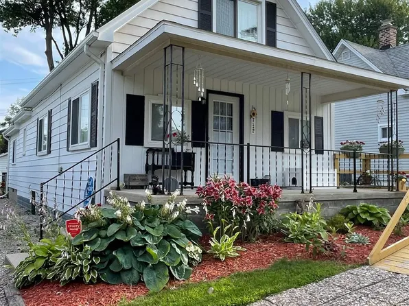 231 Hathaway St, East China, MI 48054