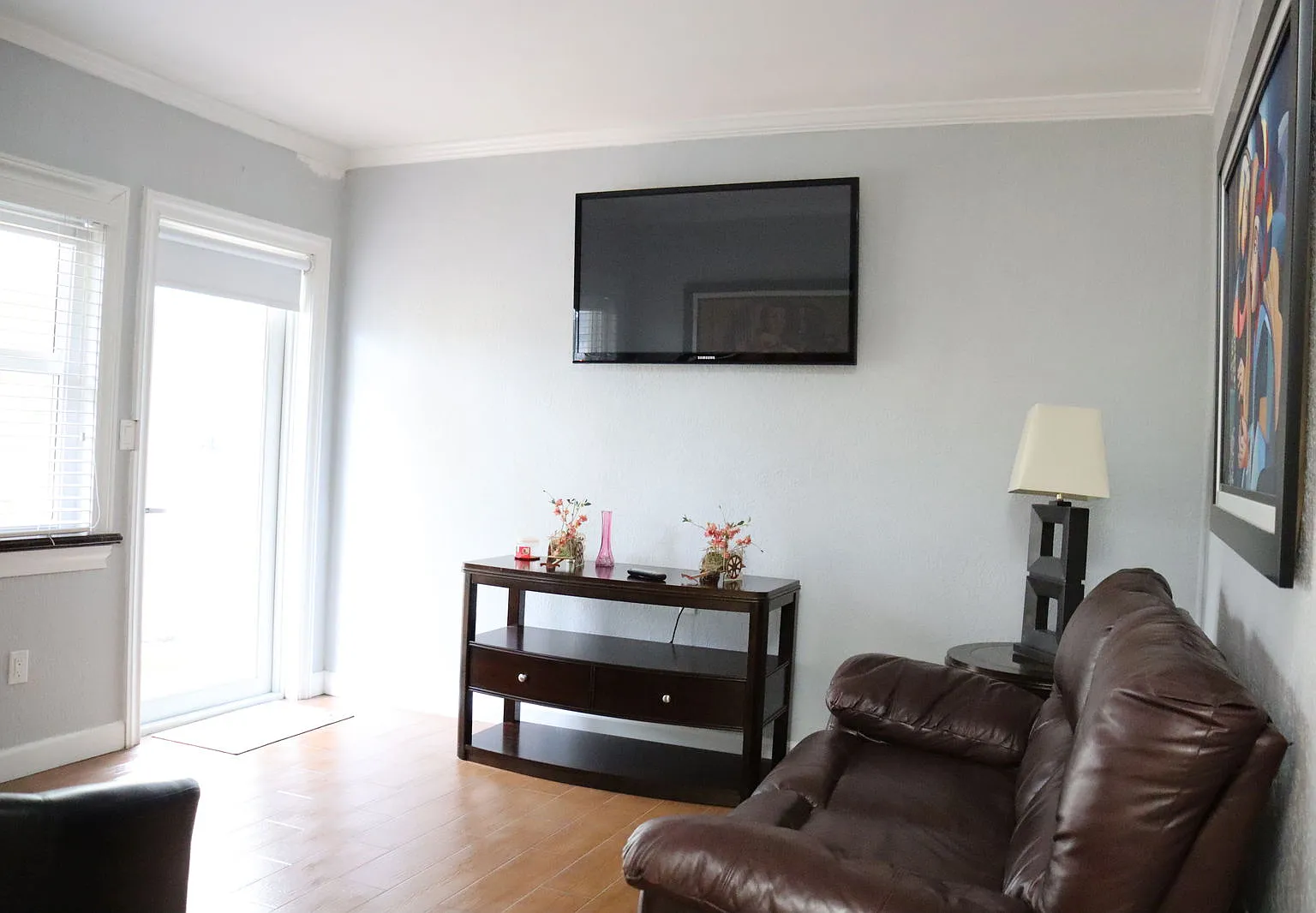 1 bed, 1.0 bath, 504 sqft, $1,899 — Photo 2