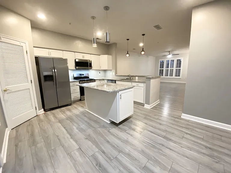 8704 Aspen Grove Ct — Photo 10