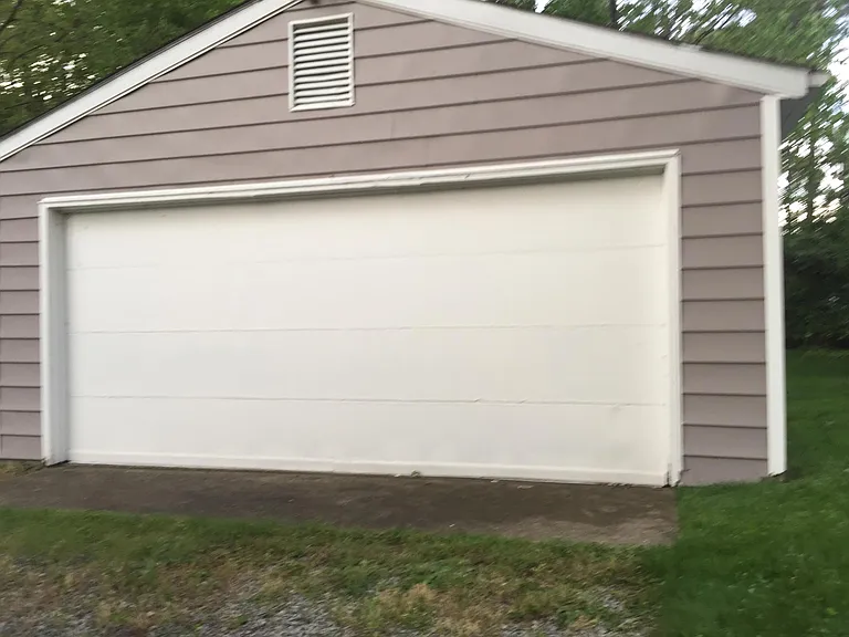 51 Center Rd — Photo 15