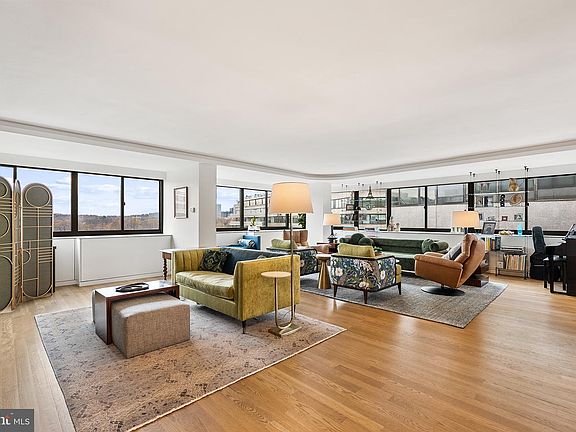 5th image of 2510 Virginia Ave NW #1104