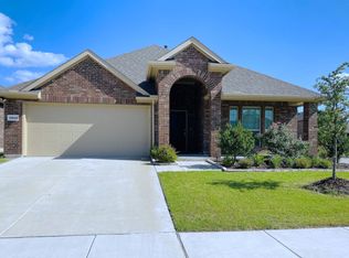 5825 Melville Ln, Forney, TX 75126