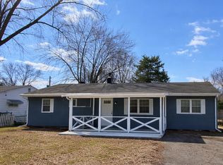 1614 Parklane Dr, Cahokia, IL
