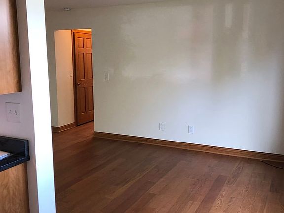 5th image of 9916 Nicollet Ave S APT 3