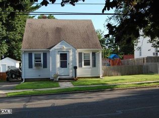 63 Hollister St, Stratford, CT 06615