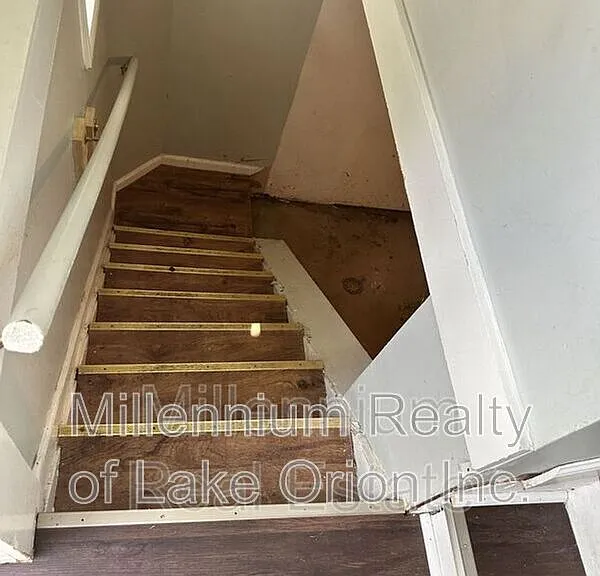 260 W Longfellow Ave — Photo 11