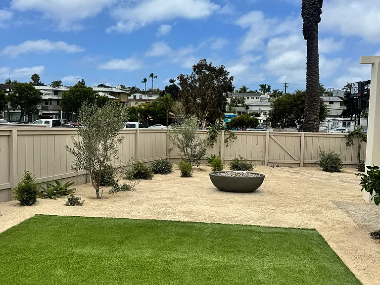 1253 N Vulcan Ave #A — Photo 14