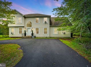 269 Sage Rd, Long Pond, PA 18334