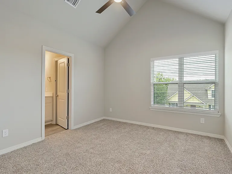 Cooner Residenace — Photo 12