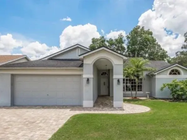 10050 Hermosillo Dr, New Port Richey, FL 34655