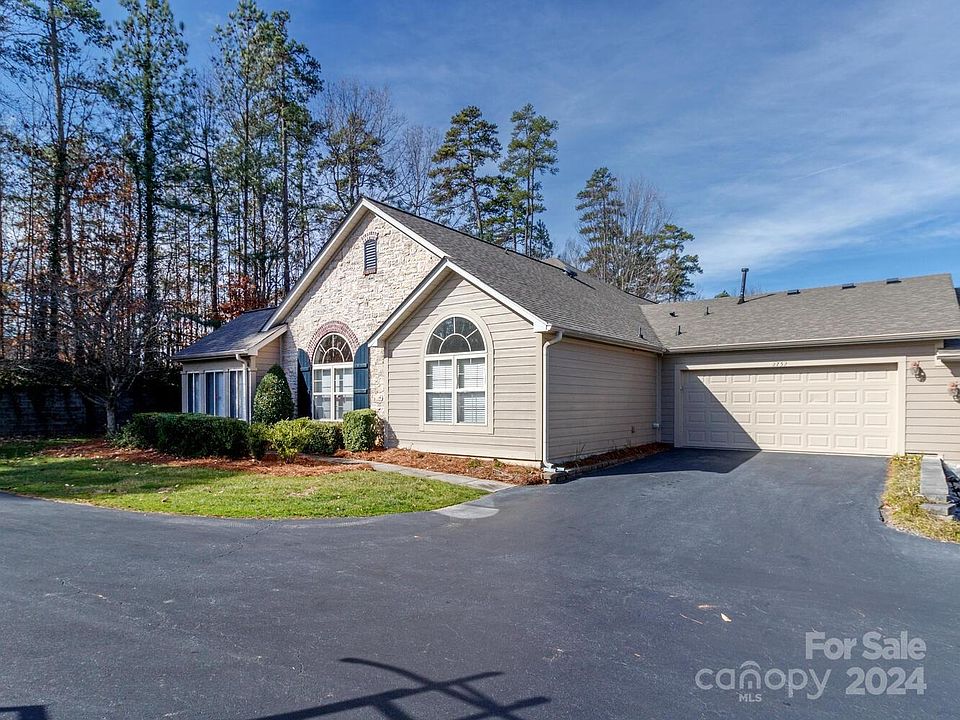 2716 Polo Club Blvd Matthews NC Zillow