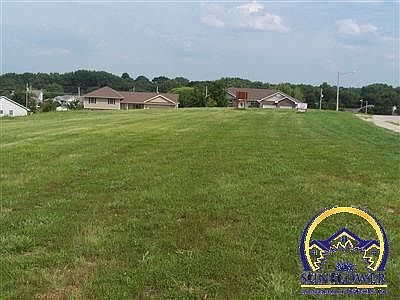 1st image of 2306 Crestview Dr