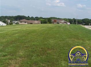 2306 Crestview Dr, Emporia, KS 66801