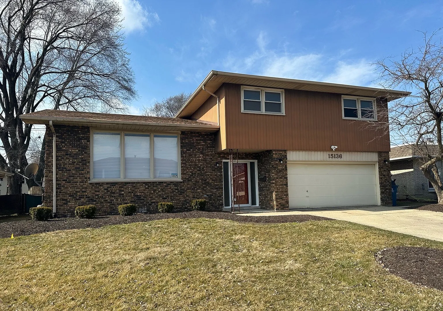 15136 Drexel Ave photo 1