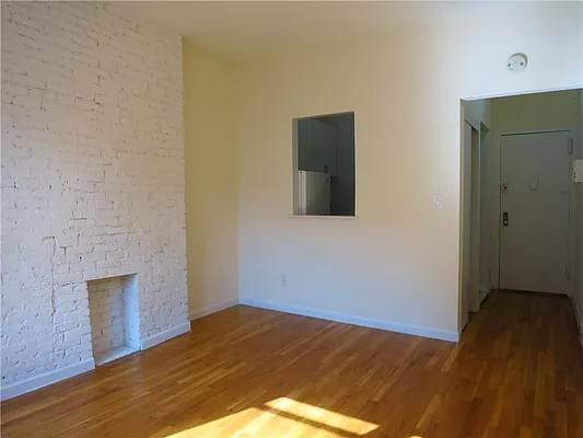 Rented by City & Suburban | media 3