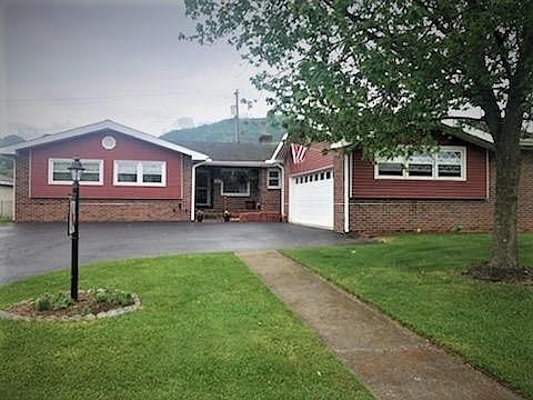 1st image of 246 Magnolia Ave