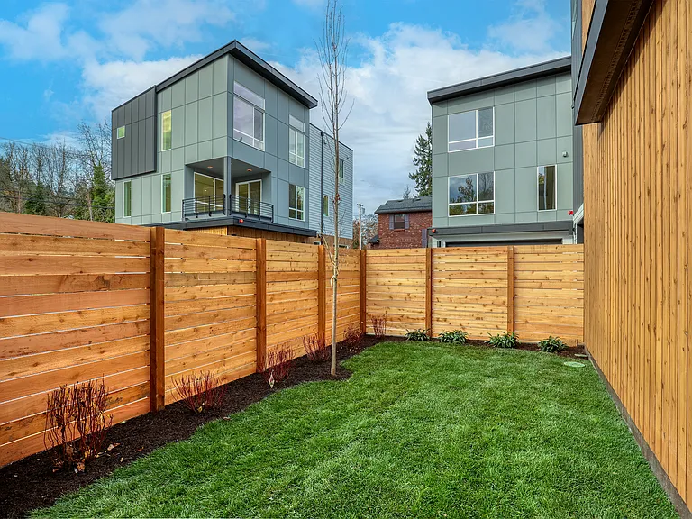10626 E Riverside Dr — Photo 12