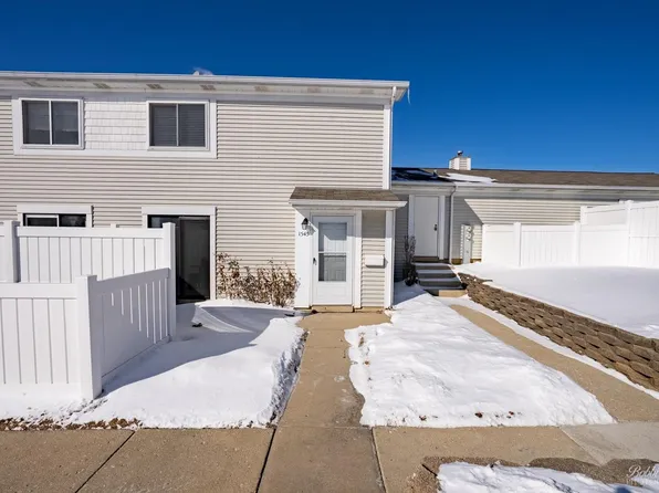 1545 Cornell Pl, Hoffman Estates, IL 60169