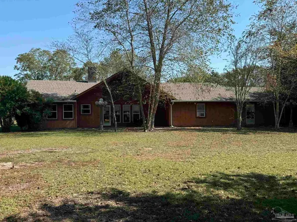 155 Moring Dr, Atmore, AL 36502