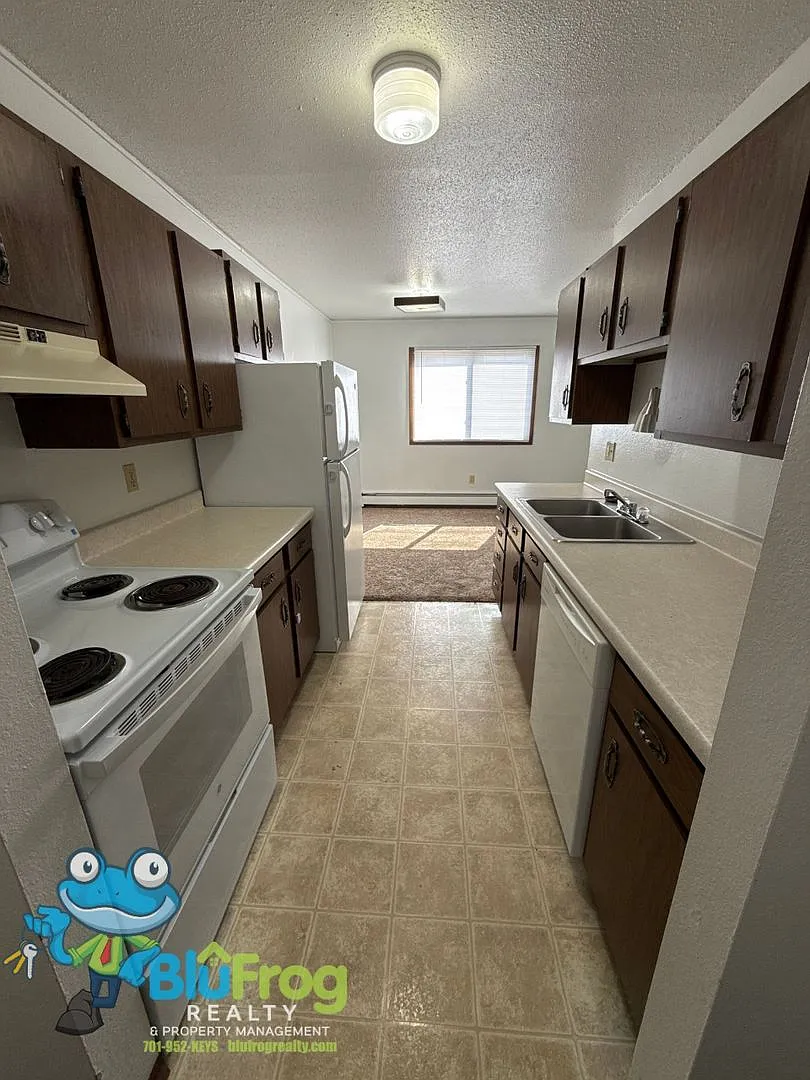 DR-Linden Flats 1506 — Photo 1