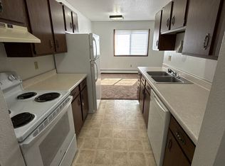 1506 10th Ave NE #17, Jamestown, ND 58401