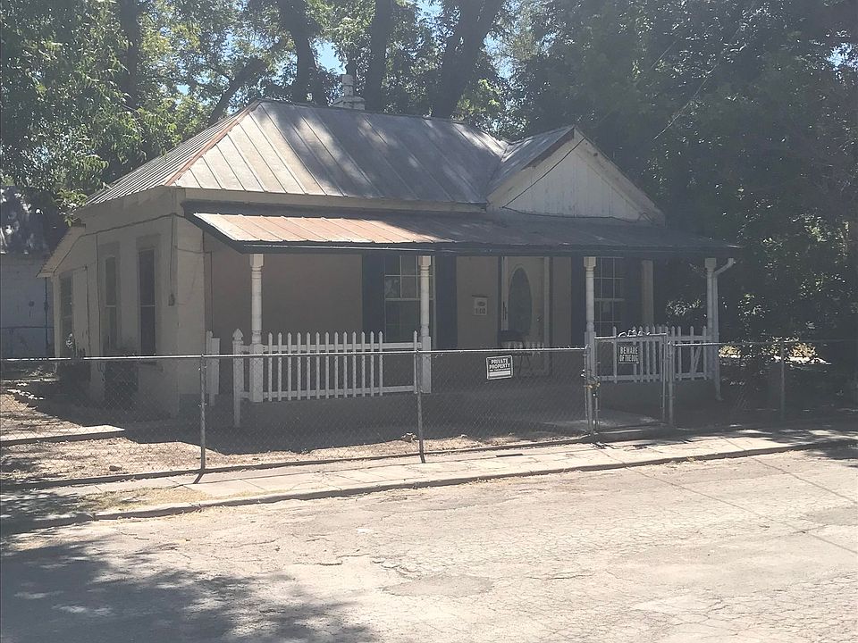 2nd image of 110 W Pafford St