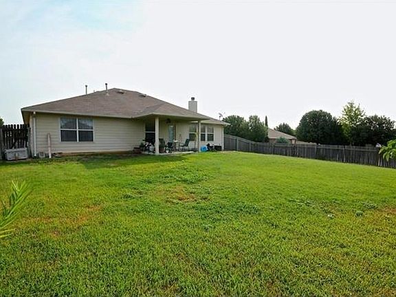 5th image of 1517 Campanula Ct