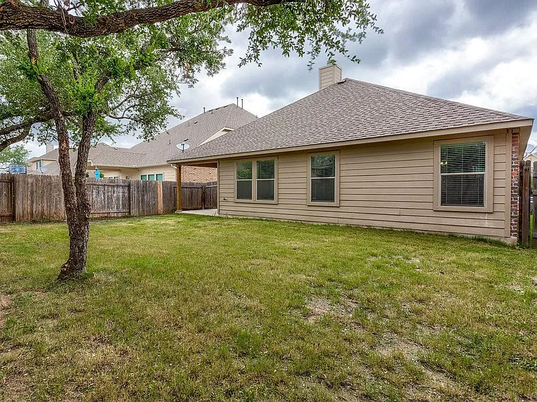 521 Walsh Hill Trl — Photo 21